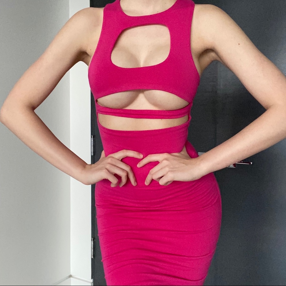 ⭐️ Oh Polly Hot Pink Fuchsia Cutout Midi Dress